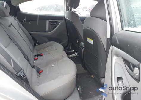 2015 Hyundai Elantra Se/Sport/Limited z USA, uszkodzony, nr VIN 5NPDH4AE0FH601397